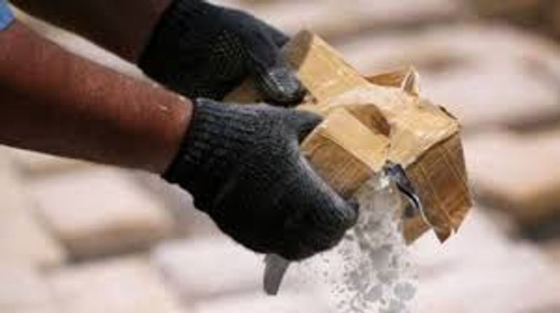 Heroin labs of Taliban that Even America Cannot Stop flourishing