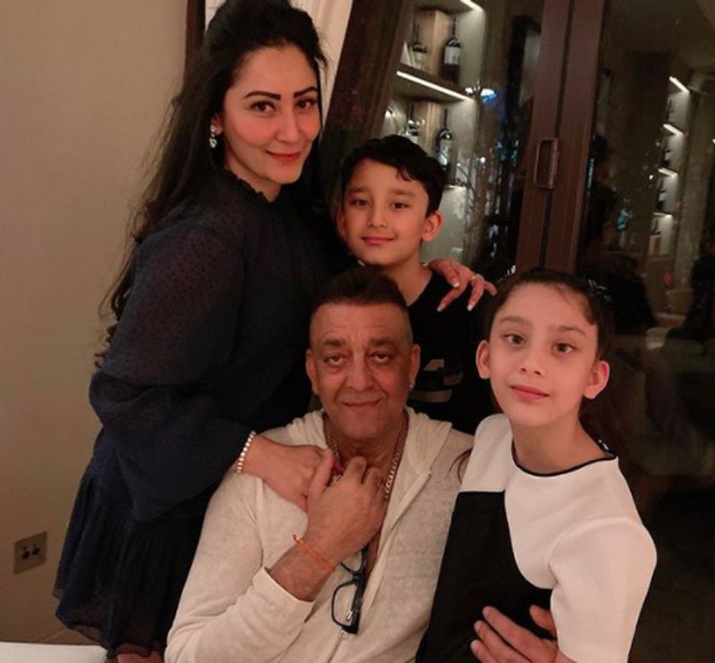 Sanjay Dutt missing mumbai hotel food as he enjoys in Dubai with family dpl