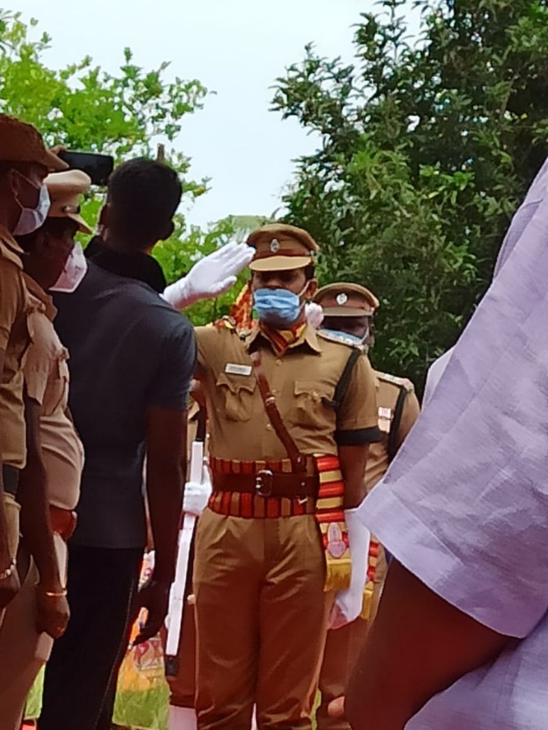 SP Balasubrahmanyam rest with state honours by the police personnel