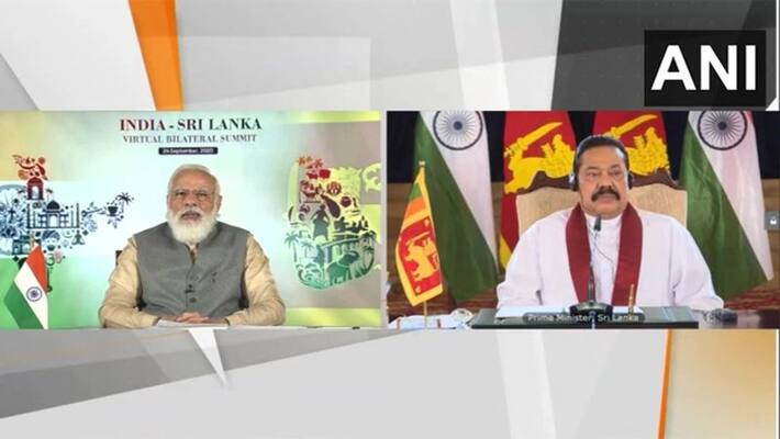 PM Modi discussed with Sri Lankan PM Manhida Rajapakshe at the bilateral summit, congratulated on becoming PM PM Modi discussed with Sri Lankan PM Manhida Rajapakshe at the bilateral summit, congratulated on becoming PM
