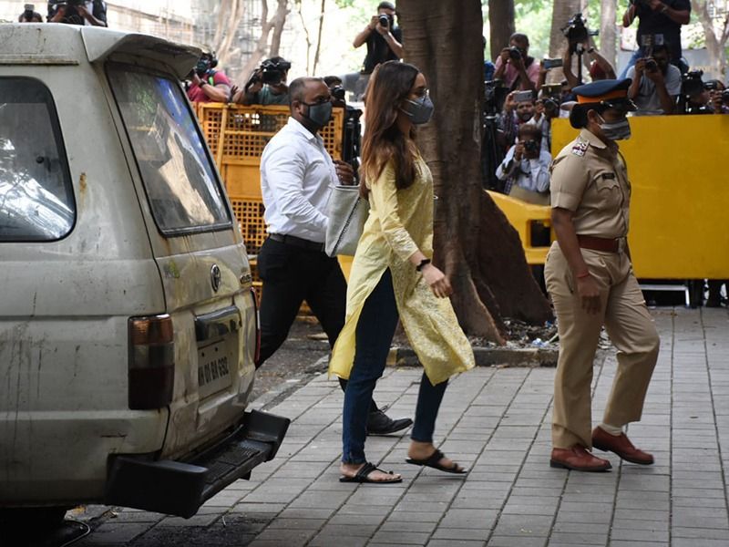 Shraddha Kapoor reaches to NCB office ADB