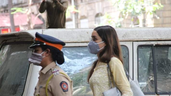 bollywood actress Shraddha Kapoor admits to partying with Sushant Singh Rajput at farmhouse bollywood actress Shraddha Kapoor admits to partying with Sushant Singh Rajput at farmhouse
