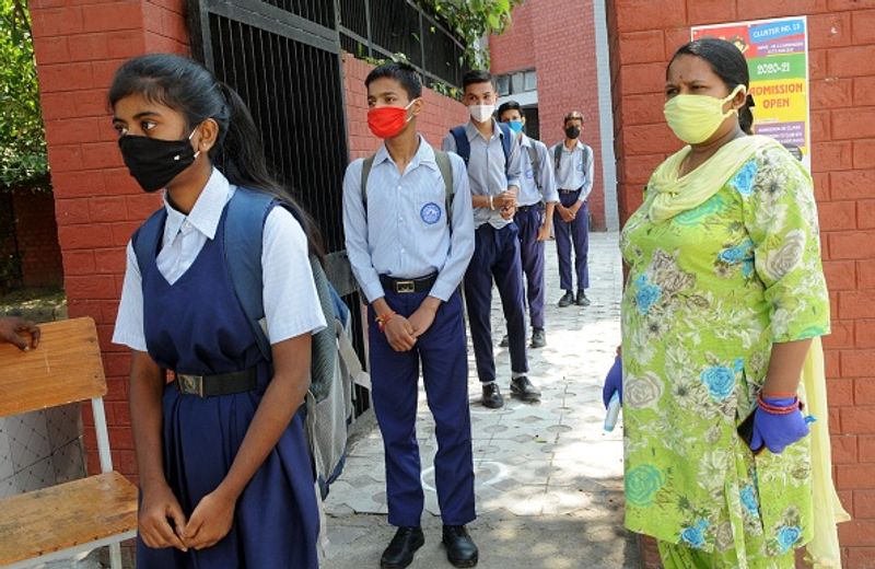 Covid 19 60 lakh patients in India