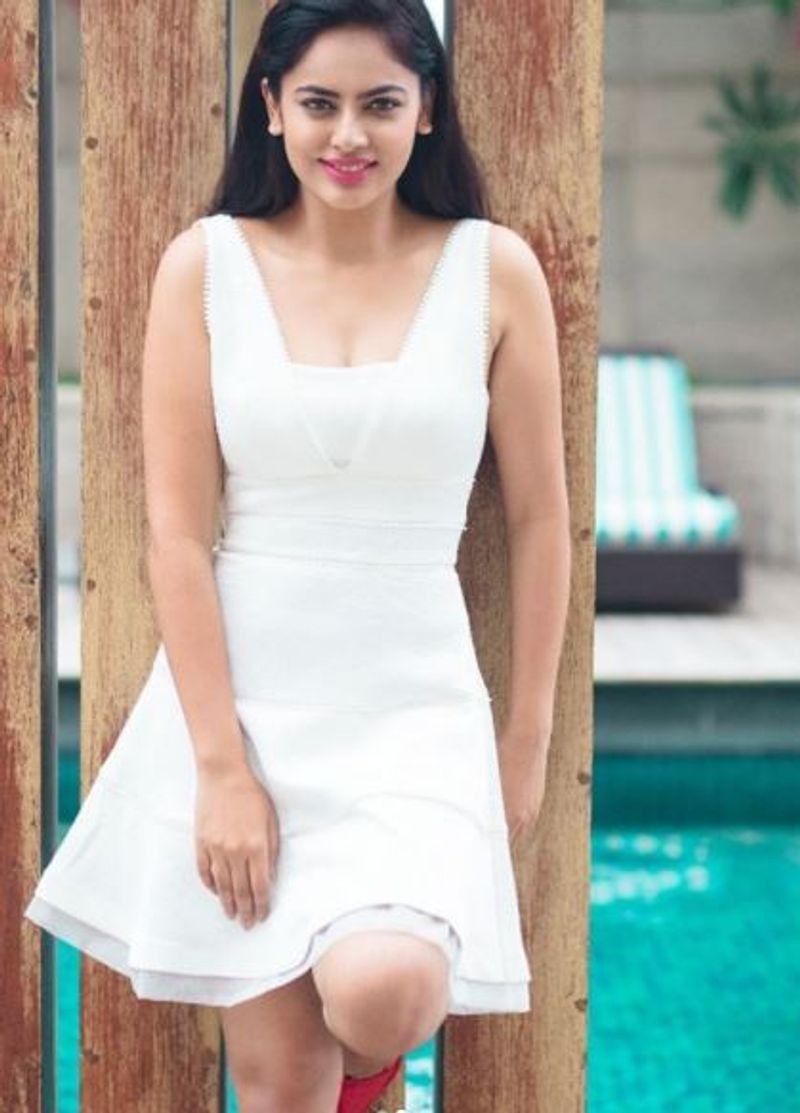 actress nandita swetha latest glamour photo shoot