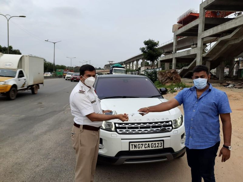Police fined Tamil actor vijay car which purchased by lawyer for tinted glass in Bengaluru