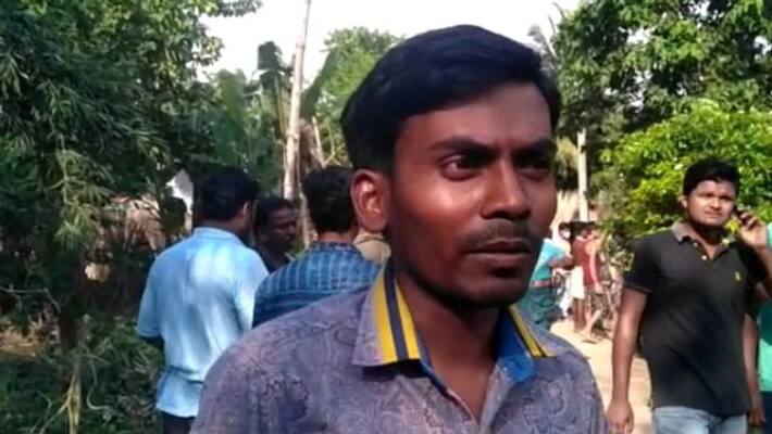 People alleges post office man taken bribe for giving job absconded BTD People alleges post office man taken bribe for giving job absconded BTD