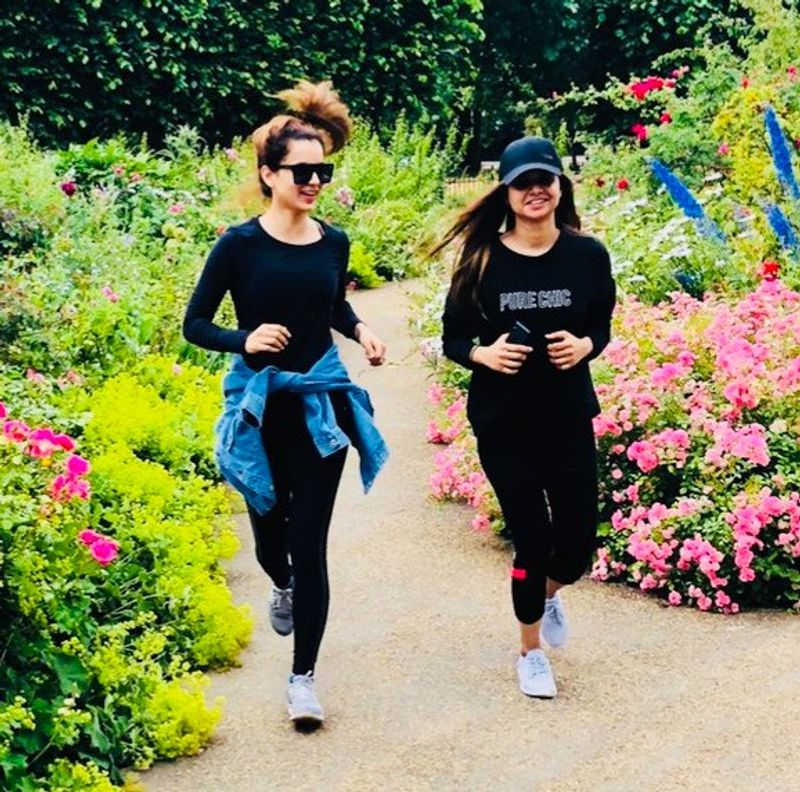 bollywood firebrand kangana ranaut on chamomile flower vase photos viral arj
