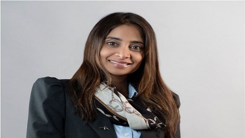 वनिशा मित्तल (Vanisha Mittal)
वनिशा मित्तल स्टील किंग लक्ष्मी मित्तल की बेटी हैं। इनकी लाइफस्टाइल काफी ग्लैमरस है। ये दुनिया की मशहूर सेलिब्रिटीज में गिनी जाता हैं। वनिशा मित्तल एलएनएम होल्डिंग्स में डायरेक्टर के पद पर हैं। 