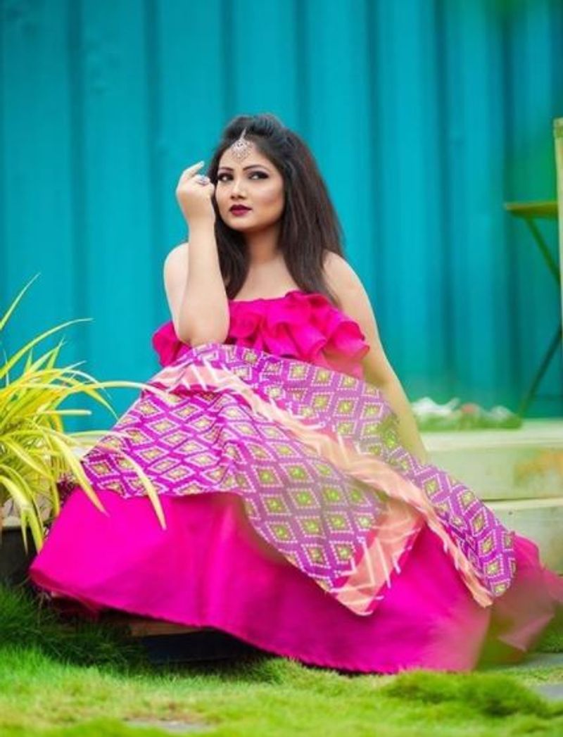 roja serial actress priyanka nalkari latest hot photo shoot