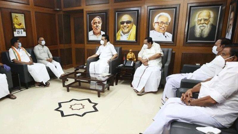 A meeting to work; Another meeting to survive ... screaming DMK seniors