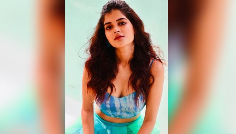 Madhumita Sarcar looks ravishing in her red and yellow lehenga ADB