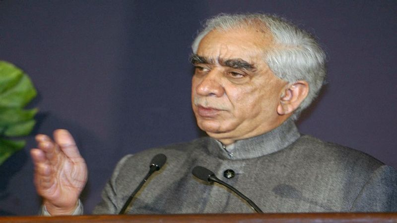 2014 के लोकसभा चुनाव में भारतीय जनता पार्टी के विद्रोही उम्मीदवार के रूप में जसवंत सिंह ने अपनी संपत्ति की जो घोषणा की थी, उसके मुताबिक उनके पास गाय और घोड़े भी थे।
