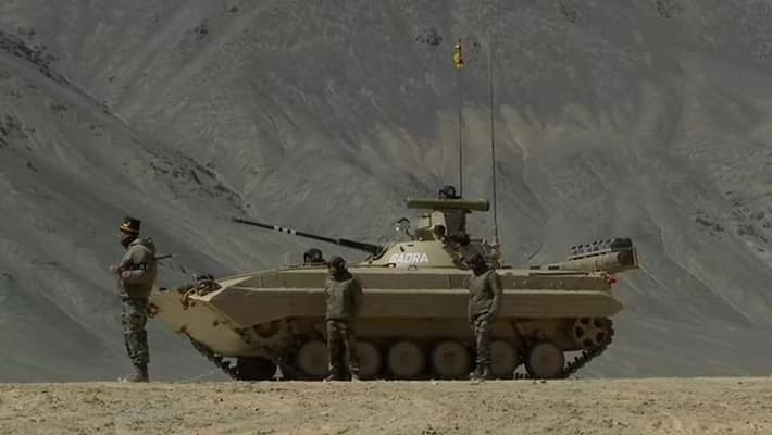 India-China border dispute: China's light tanks will not be able to survive in front of India's T-90 tanks India-China border dispute: China's light tanks will not be able to survive in front of India's T-90 tanks