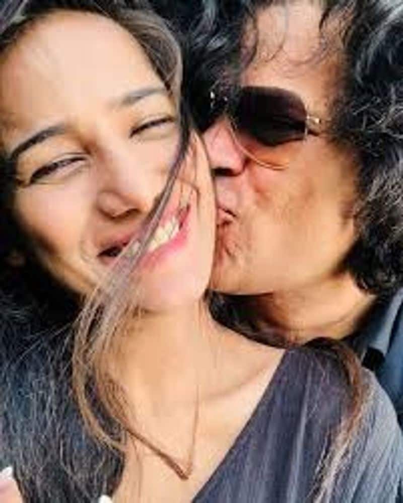 He Is Crying And Wants Me To Take The FIR Back says Poonam Pandey dpl