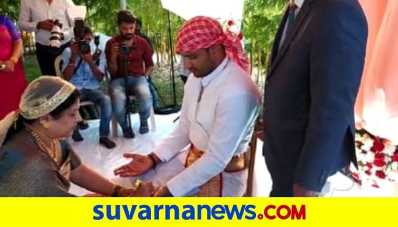 Indian Hockey Player SK Uthappa gets engaged with Fiancee Sanjana