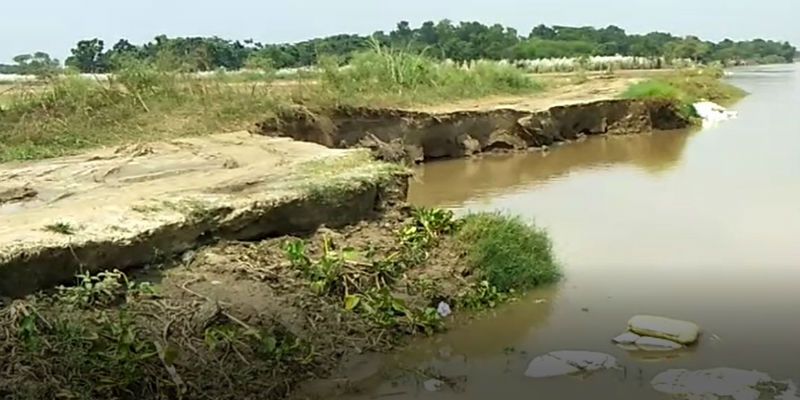 Landside affected river side village at Nadia ASB