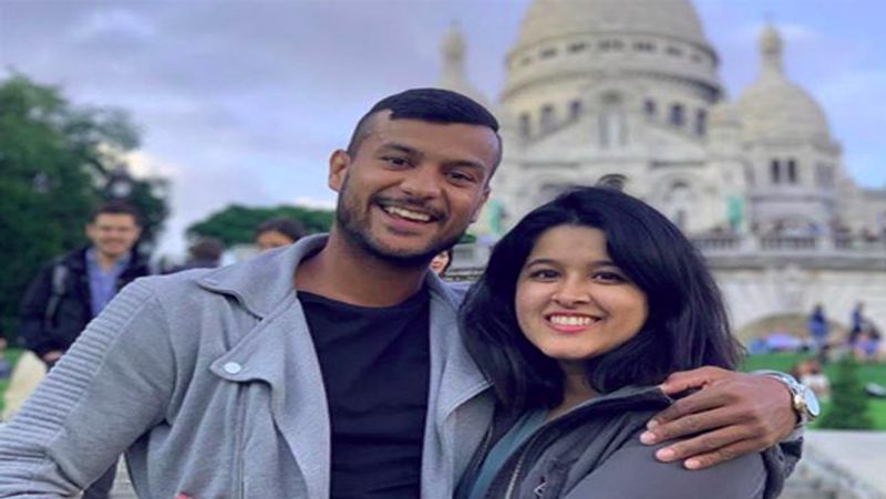 Lets know the IPL 2020 star batsman Mayank Agarwal love story with Aashita sood spb