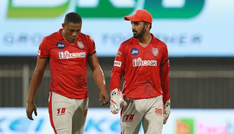 IPL 2020 RR vs KXIP Yuvraj Singh thanks to Rahul Tewatia for miss one ball in Cottrell over