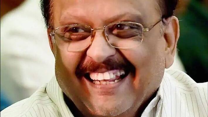 SP Balasubhramaniyam honored in chennai international film SP Balasubhramaniyam honored in chennai international film