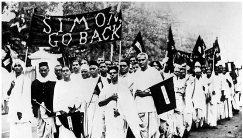 events that lead to hanging of Bhagat Singh, what gandhi did to avert it