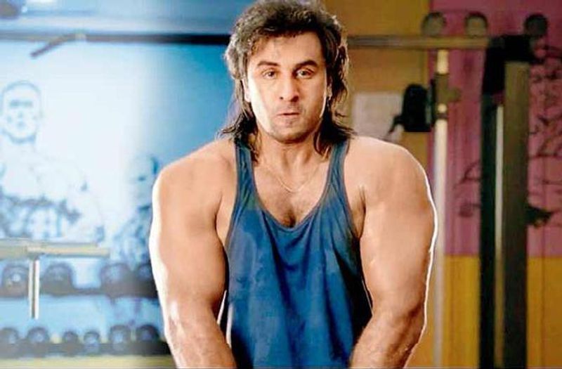 Sanju (2018)
A 2018 Rajkumar Hirani film received mixed responses from fans and critics. The film managed to earn Rs. 334 crores according to Box Office India. The film had Ranbir essaying the role of Sanjay Dutt.