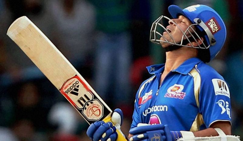 ఐపీఎల్లో ముంబై ఇండియన్స్కి కెప్టెన్గా వ్యవహారించిన సచిన్ టెండూల్కర్, టైటిల్ మాత్రం గెలవలేకపోయాడు. అయితే ఎట్టకేలకు మంచి పోటీ జరిగిన టీ20 లీగ్ టైటిల్ గెలిచి, తన కెరీర్లో మిగిలిన లోటును పూడ్చుకున్నారు సచిన్ టెండూల్కర్.