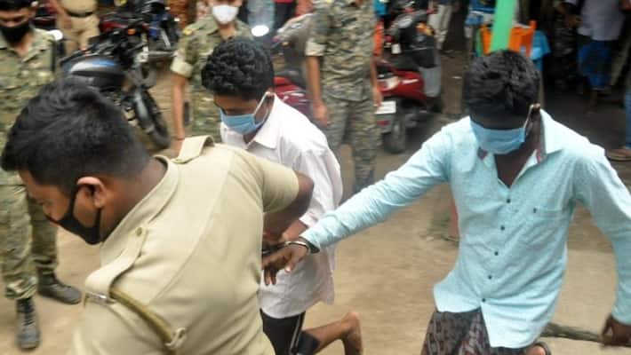 6 anti social alongs with 4 Bangladeshi arrested from Shantiniketan BTG 6 anti social alongs with 4 Bangladeshi arrested from Shantiniketan BTG