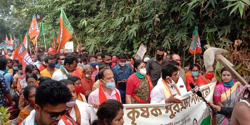 BJP MP locket Chatterjee shown black flag during a rally in support of farmers law in Singur BTG