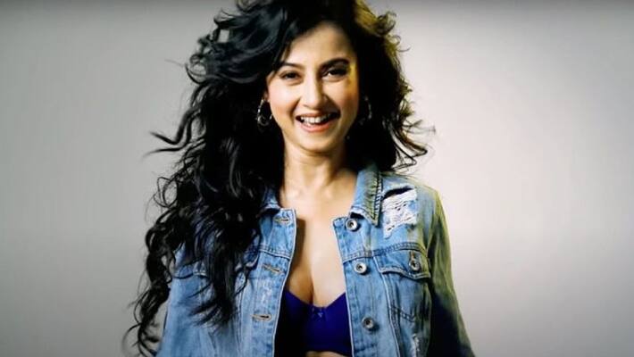 Monami Ghosh cannot stop being awesome ADB Monami Ghosh cannot stop being awesome ADB