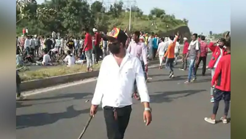 इस घटनाक्रम में सैकड़ों पुलिसकर्मी घायल हुए हैं। उपद्रव को देखते हुए उदयपुर की सराडा और गोगुंदा पंचायत समितियों की 55 ग्राम पंचायतों के चुनाव स्थगित कर दिए गए हैं।