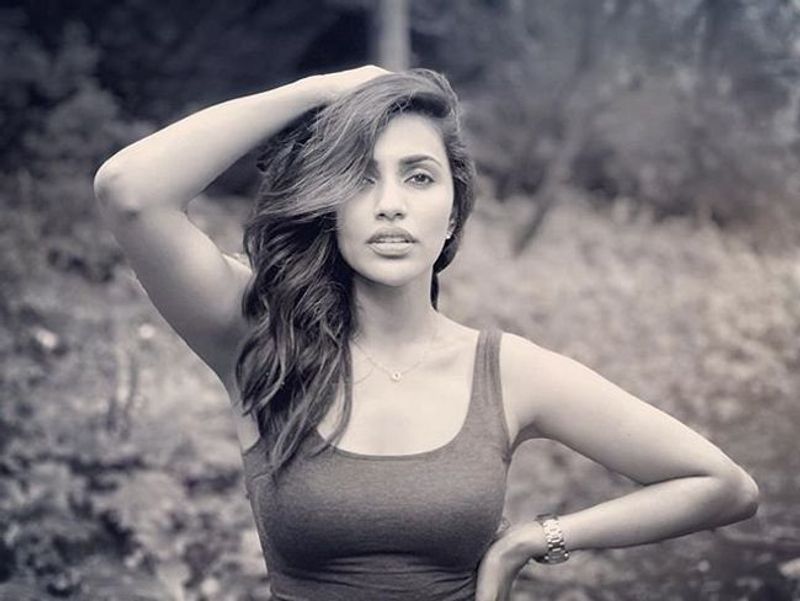 Akshara Gowda Looking so beautiful in bikini