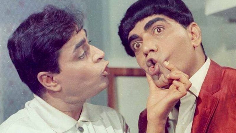 <p>बॉम्बे टू गोवा फिल्म से महमूद ने ही अमिताभ बच्चन को बड़ा ब्रेक दिया था। महमूद अमिताभ को बेटे की तरह मानते थे। लेकिन महमूद की मौत से कुछ साल पहले महमूद और अमिताभ के रिश्तों में कड़वाहट आ गई थी। दरअसल एकबार अमिताभ पिता हरिवंश राय को लेकर मुंबई के ब्रीच कैंडी हॉस्पिटल गए थे। वहां पर महमूद भी एडमिट थे। तब उनकी बायपास सर्जरी हुई थी। महमूद ने एक इंटरव्यू में बताया था कि ये जानते हुए कि मैं वहां एडमिट हूं, अमिताभ मुझसे मिलने नहीं आए। </p>
