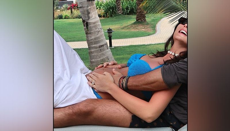 Anushka Sharma to Lisa Haydon: Actresses who flaunted baby bump in bikini-SYT