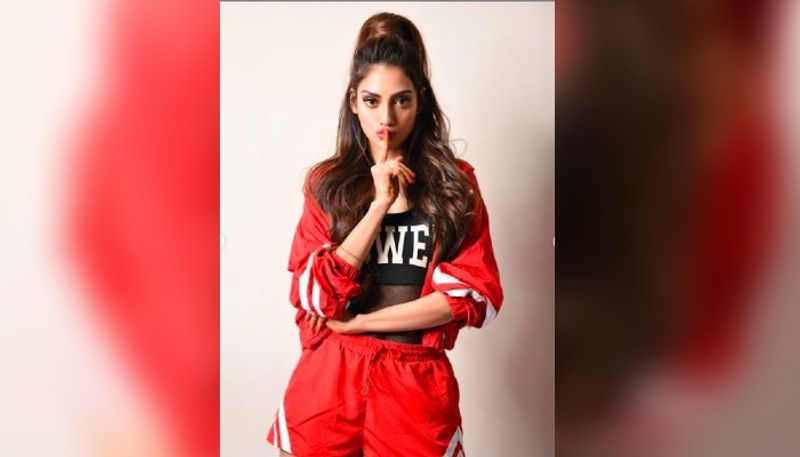 Nusrat Jahan's street fashion is the mixture of style and comfort ADB