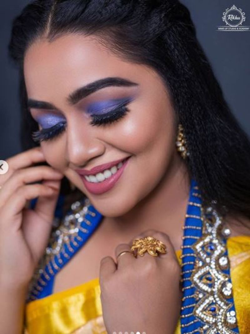 aranmanai kili serial actress bridal photo shoot