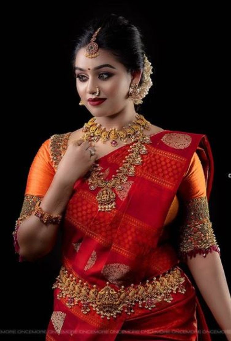 aranmanai kili serial actress bridal photo shoot