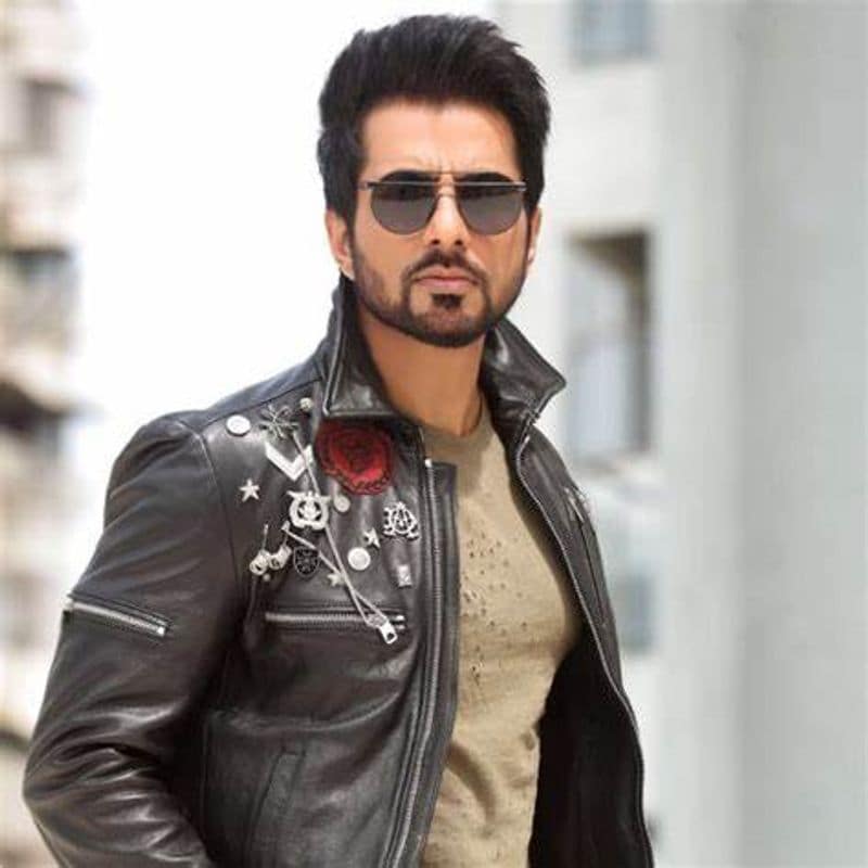 sonu sood got rare un award for his unlimited servies in lockdown time arj