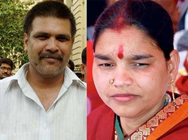 बिहार के बाहुबली नेता सूरजभान सिंह की पत्नी का नाम वीना देवी है, वो मुंगेर से सांसद हैं। साल 2019 में उन्होंने अनंत सिंह की पत्नी नीलम को हरा दिया था।।
(फाइल फोटो)