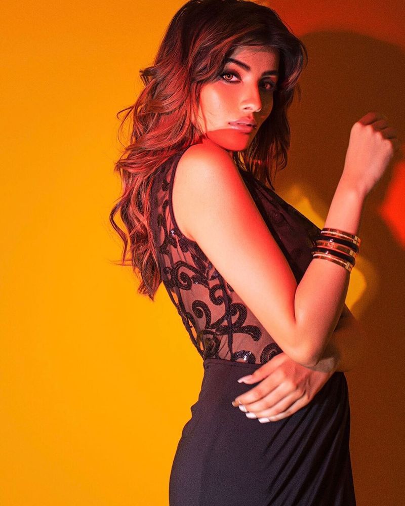 IPL 2020: Ishan Kishan girl Aditi Hundia hot model wishes her boyfriend CRA