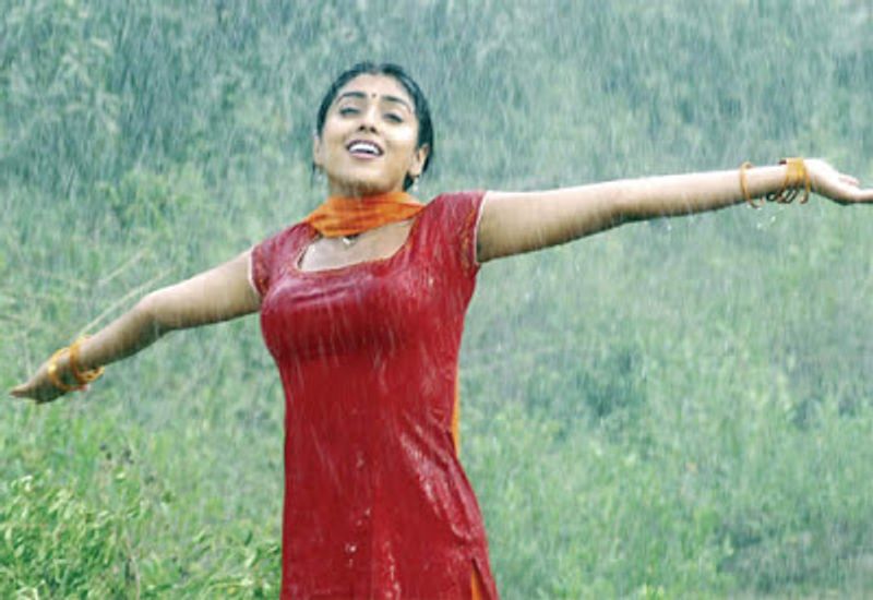 tollywood heroines generate heat on netizens with rain hot pics arj