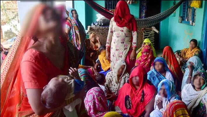 hathras gangrape case father Alleges on UP Police for last rites news And updates KPY hathras gangrape case father Alleges on UP Police for last rites news And updates KPY