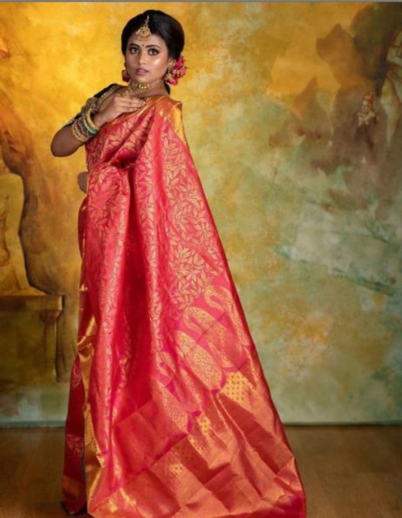 seriyal actress farina bridal make over latest photo gallery