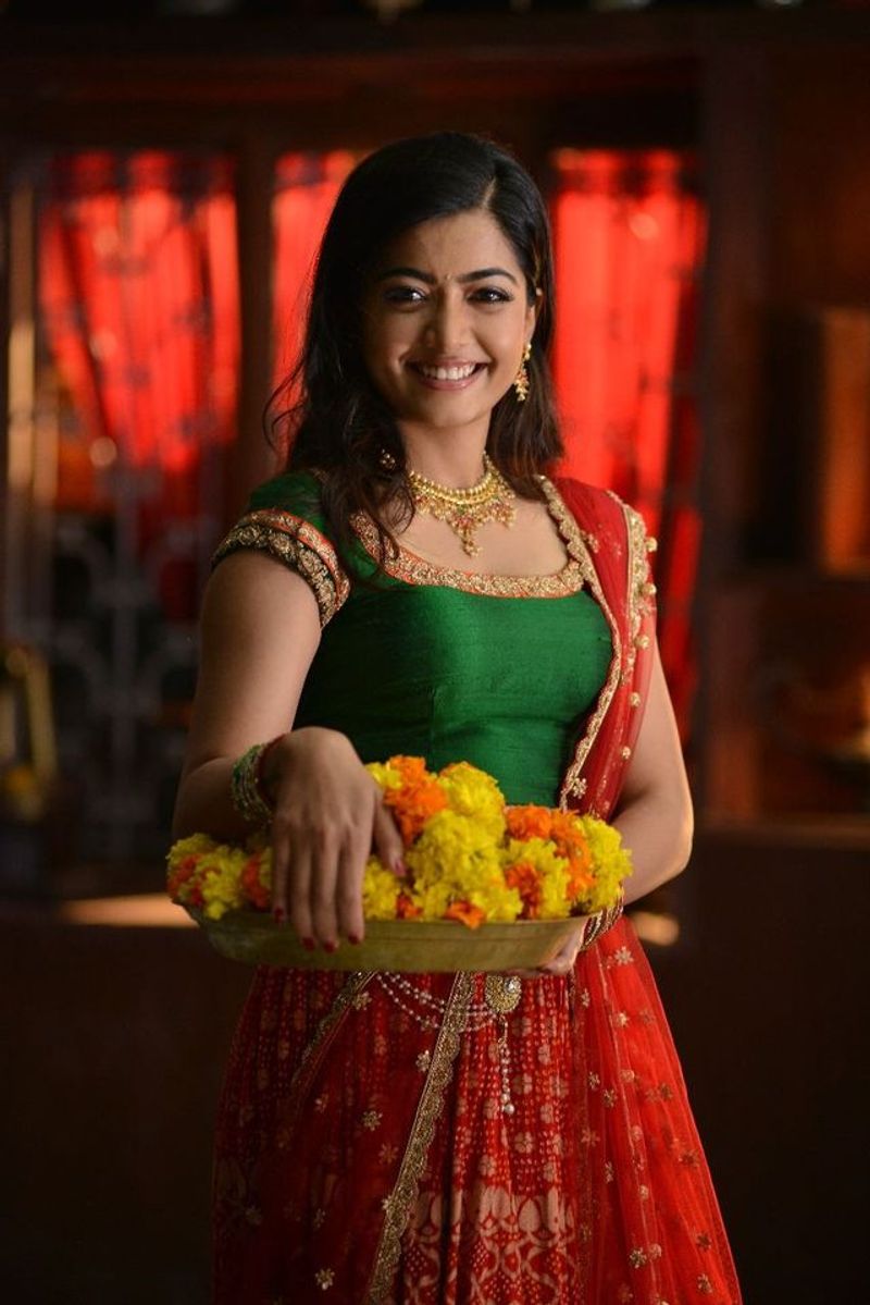 Raskhmika Mandanna celebrated Dussehra and did festive dressing right in a neutral tone salwar suit dpl
