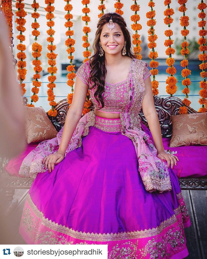 RR vs KKR: Dinesh Karthik wife Deepika pallikal hot glamorous photos social media CRA