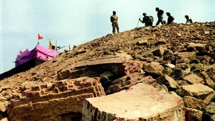 30 years After Mosque Demolition, Babri Masjid Action Commit now a Defunct Body 30 years After Mosque Demolition, Babri Masjid Action Commit now a Defunct Body