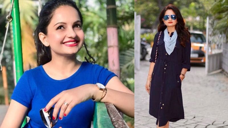 जिया को शो से निकाल कर उनकी जगह देवोलीना भट्टाचार्या को गोपी बहू का किरदार दिया गया। बता दें कि देवोलीना भी पिछले साल बिग बॉस में आ चुकी हैं।