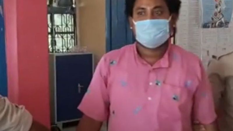 ढोंगी बाबा ने प्रचार करा रखा था कि पांच मंगलवार-शनिवार को उसके दरबार में आने से गृहक्लेश दूर हो जाएगा। आरोप है कि ढोंगी के चेले लोगों को प्रसाद में नशा मिलाकर खिलाते थे। इससे वे मदहोश हो जाते थे। आगे पढ़ें इसी की कहानी...