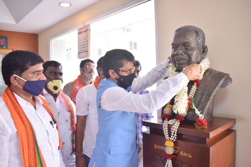 Minister C T Ravi Talks Over Electionsgrg