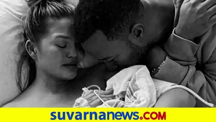 model chrissy teigen reveals miscarriage heartbreaking post on Instagram vcs model chrissy teigen reveals miscarriage heartbreaking post on Instagram vcs