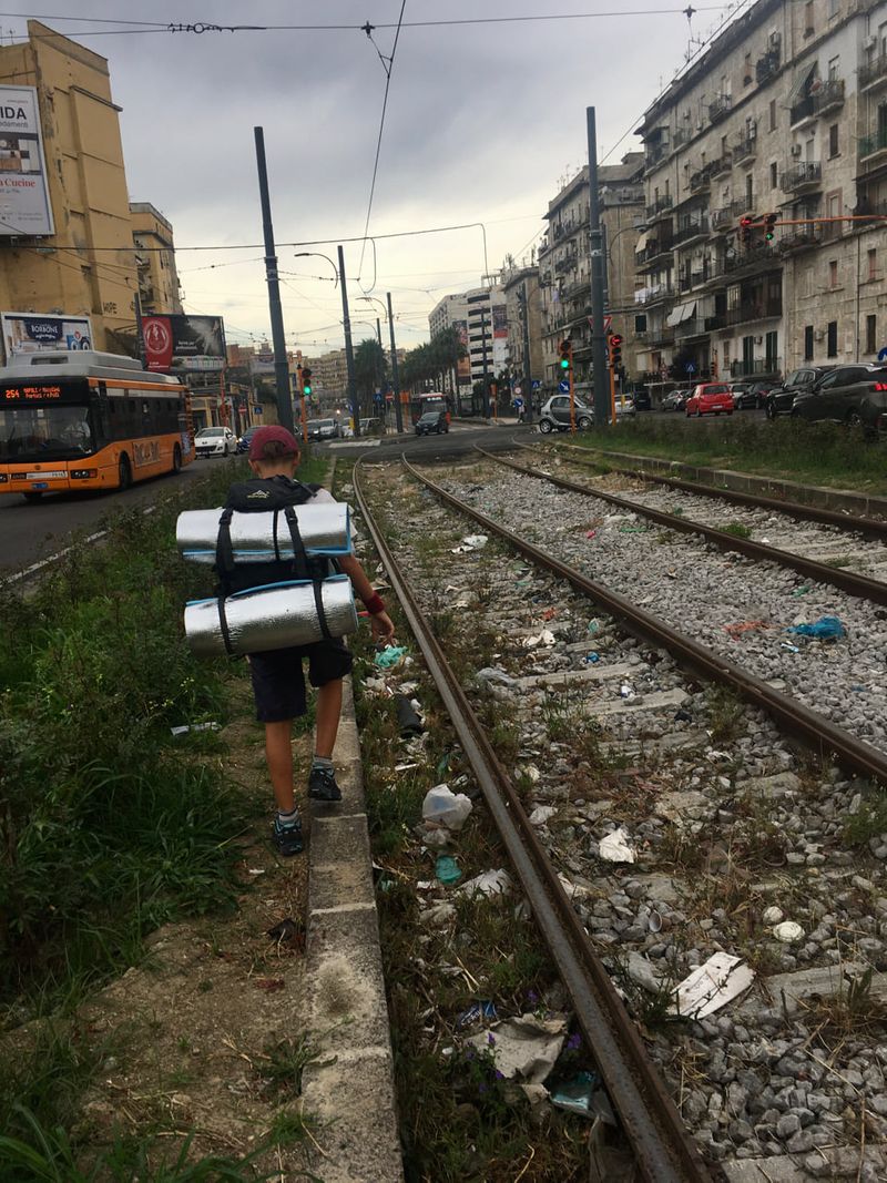 From Italy to England 11 year old boy and his father walked 2735 km to see his grandmother